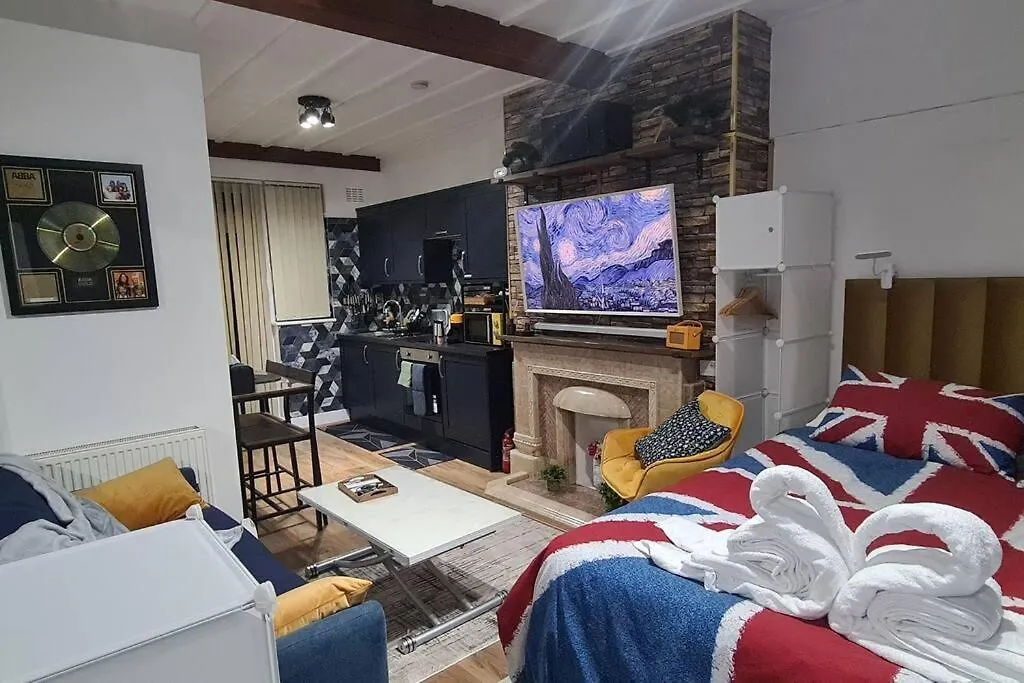 Luxury & Comfy City Break Studio Apartment London 0*,